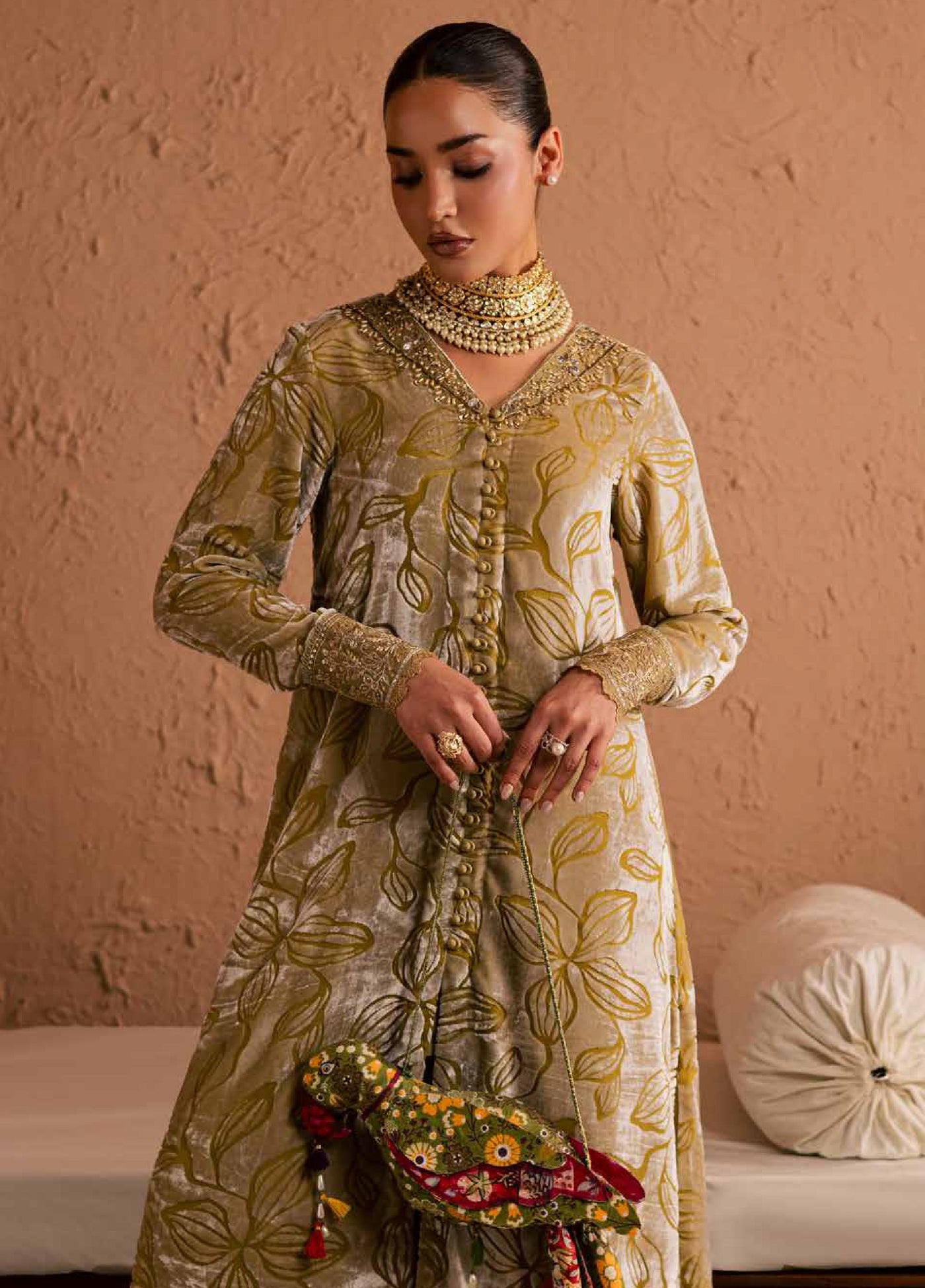 Ballerina by Nureh Unstitched Velvet Palachi Embroidered 3 Piece Suits NU25BV NU2-189 - Festive Collection