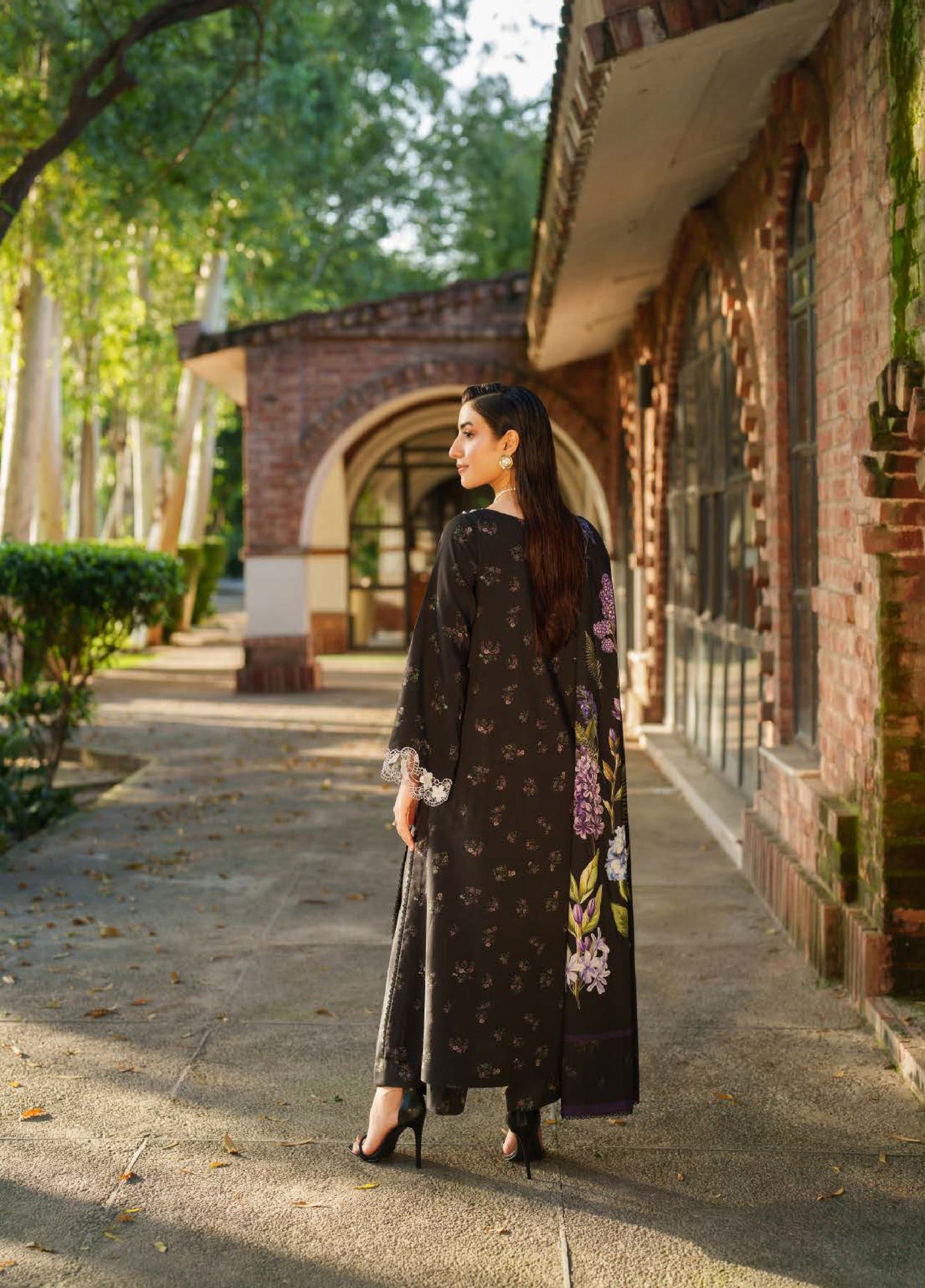 Meraki by Asifa And Nabeel Unstitched Viscose Embroidered Suits 3 Piece AN25MW ANM-03-Winter Thyme - Casual Collection