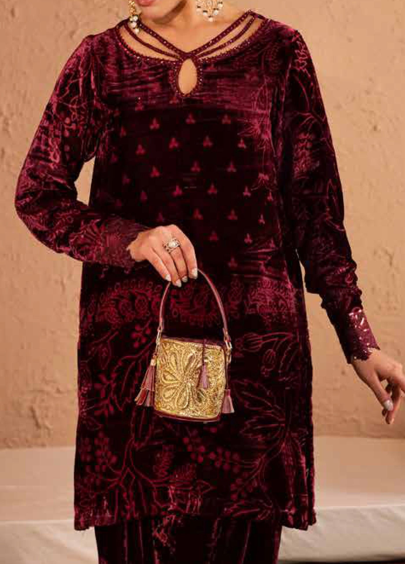 Ballerina by Nureh Unstitched Velvet Palachi Embroidered 3 Piece Suits NU25BV NU2-190 - Festive Collection