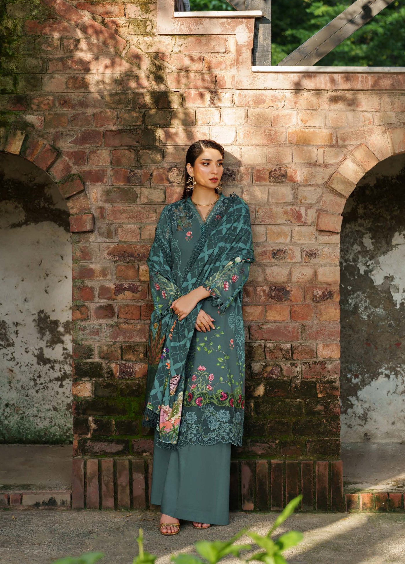 Meraki by Asifa And Nabeel Unstitched Viscose Embroidered Suits 3 Piece AN25MW ANM-06-Frosted Petals - Casual Collection