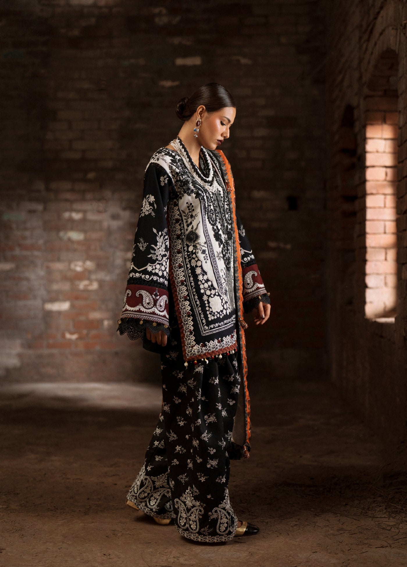 AJR Sard Shaam Embroidered Unstitched Khaddar Suits 3 Piece AJR25SS AJRW-01 MAKHMAL - Winter Collection