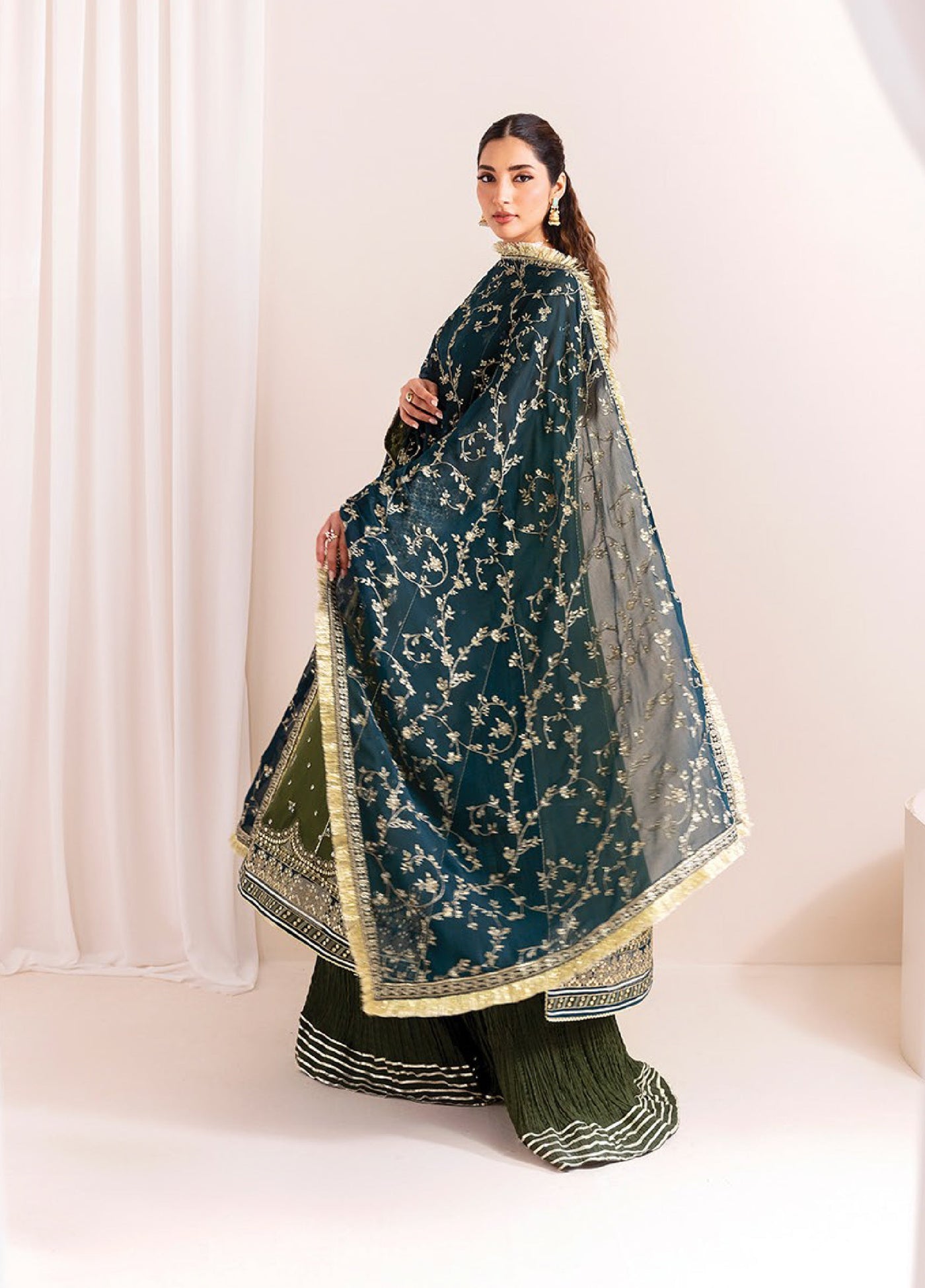 Xenia Formal Unstitched Luxury Embroidered Chiffon Suits 3 Piece XE25UF 03-Маhvash - Formals Collection