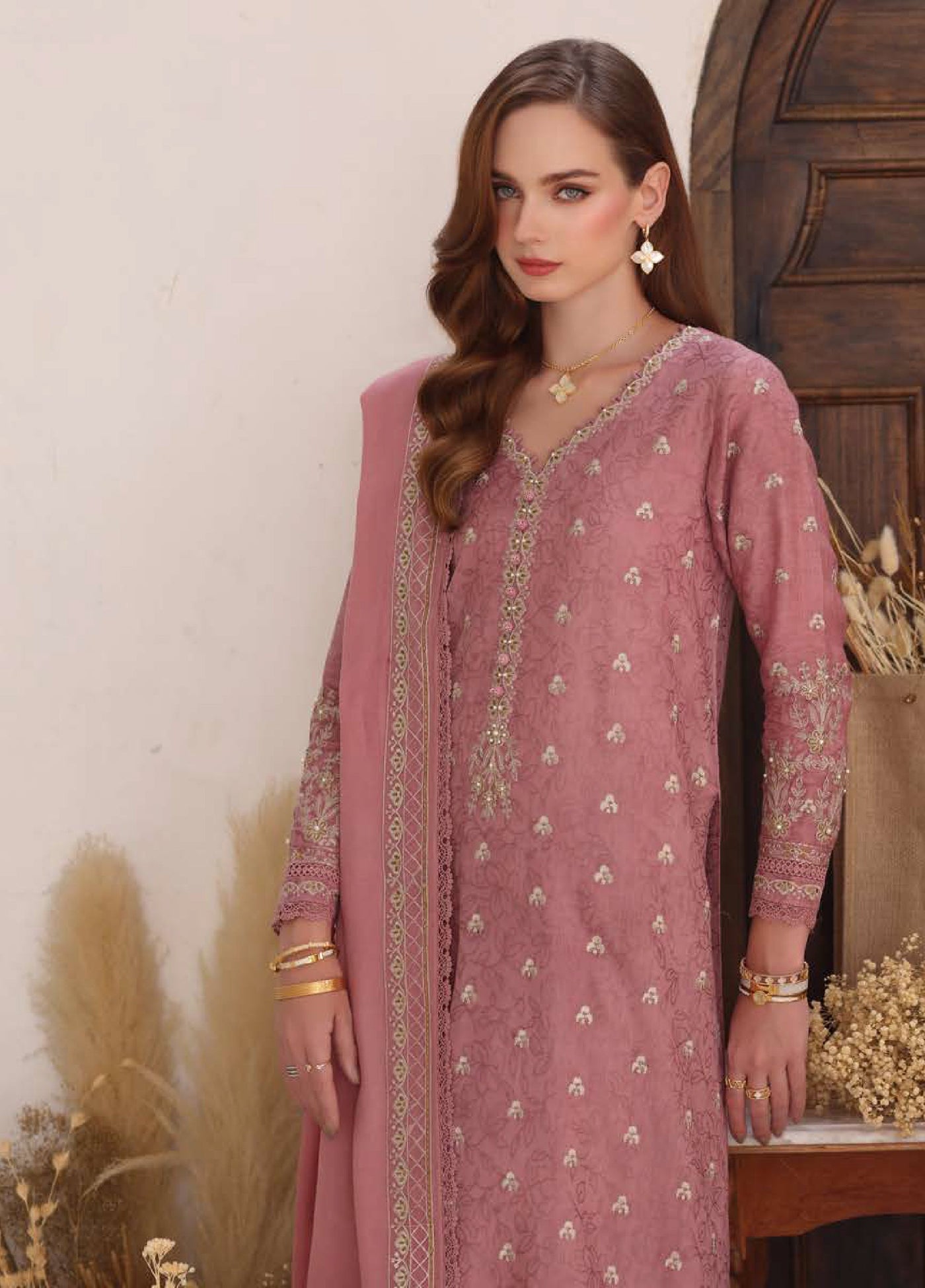 Noor by Saadia Asad Unstitched Jacquard Pashmina Shawl Embroidered Suits 3 Piece NSA25PW D3-Aveline - Casual Collection