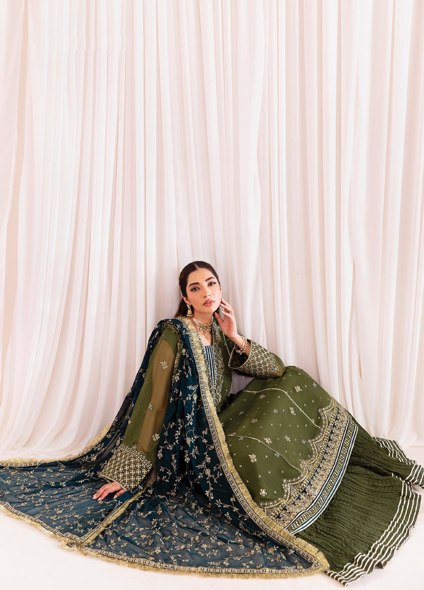 Xenia Formal Unstitched Luxury Embroidered Chiffon Suits 3 Piece XE25UF 03-Маhvash - Formals Collection