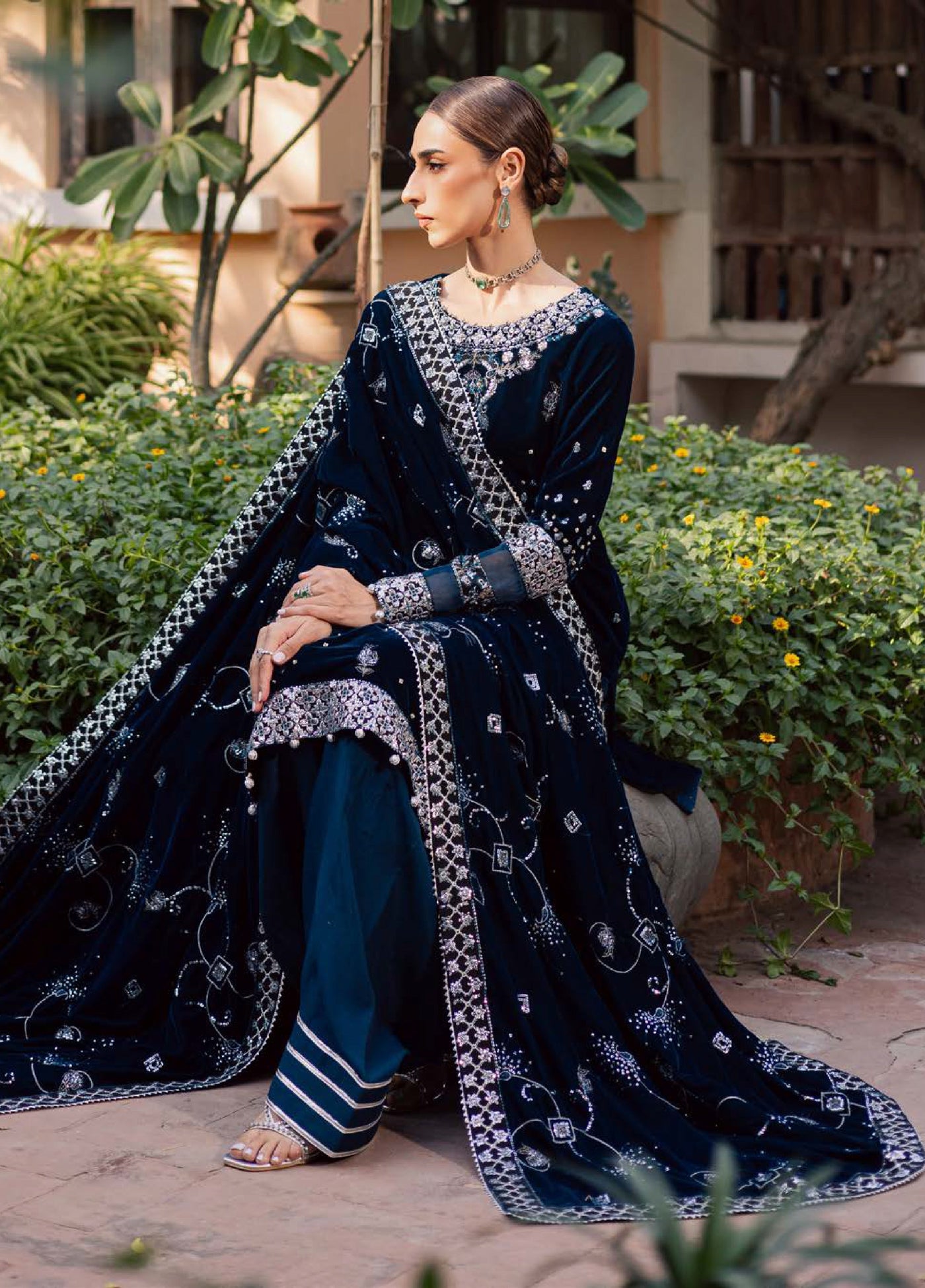 Maya by Nureh Unstitched Velvet Embroidered 3 Piece Suits NU25MV NW-114 - Festive Collection
