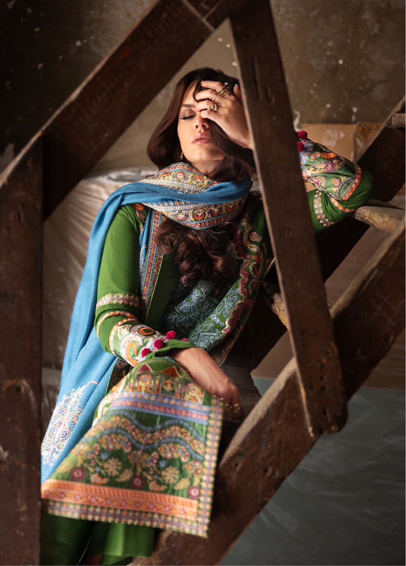 Lueur D Orient by Esmel Unstitched Karandi Suits 3 Piece EML25LW D-09 Nivalis - Winter Collection