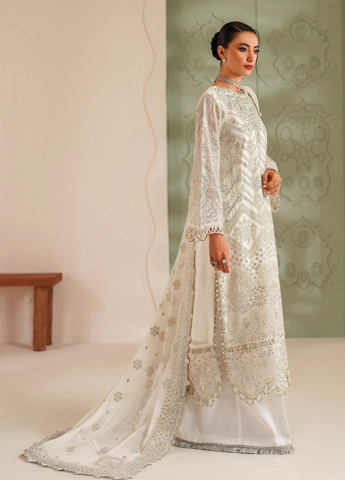 Xenia Embroidered Chiffon Suits Unstitched 3 Piece XE25NU D-07 Vareha