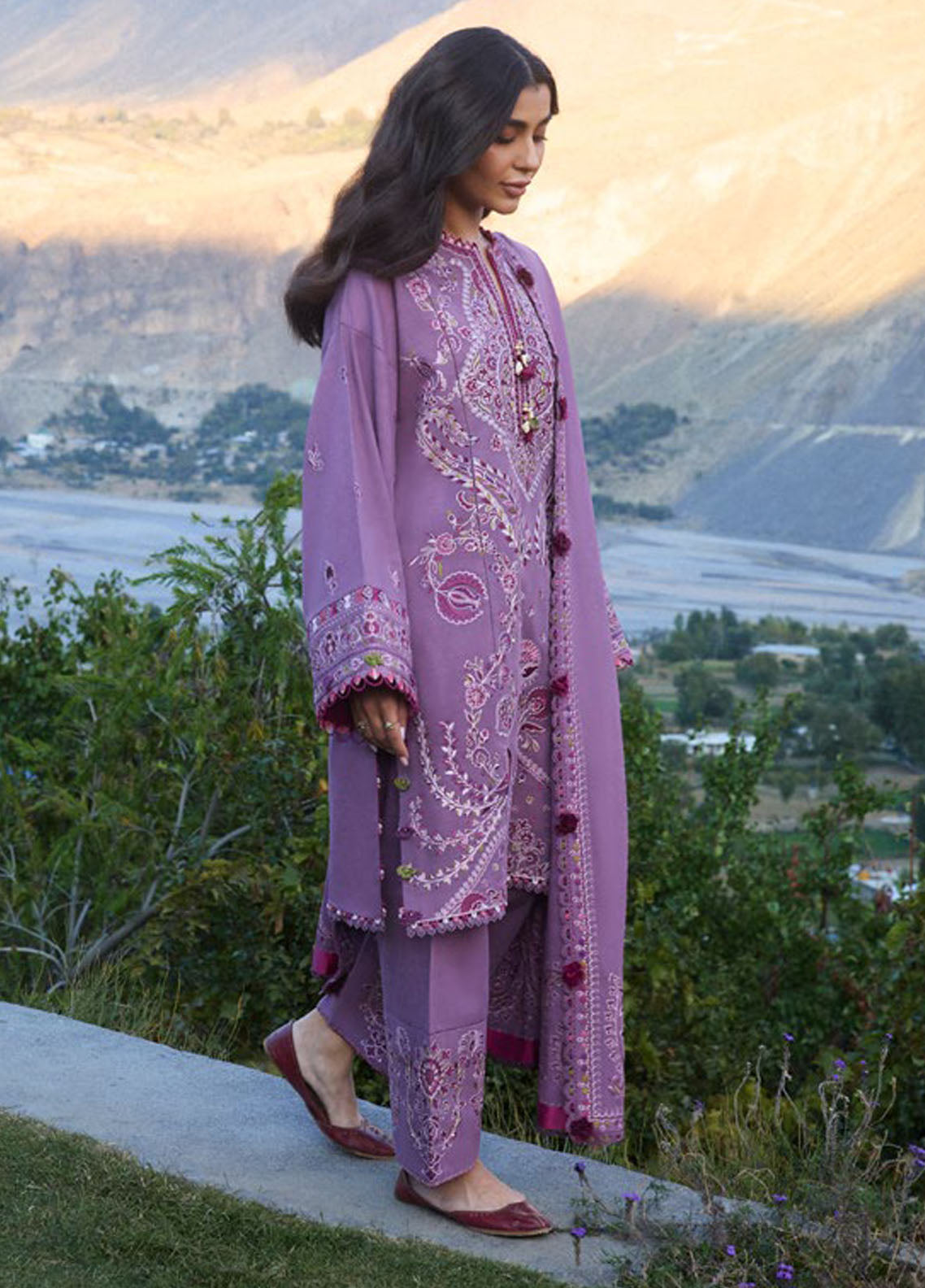 Zaha Unstitched Winter Collection 2024 ZW24-13 Gulrang