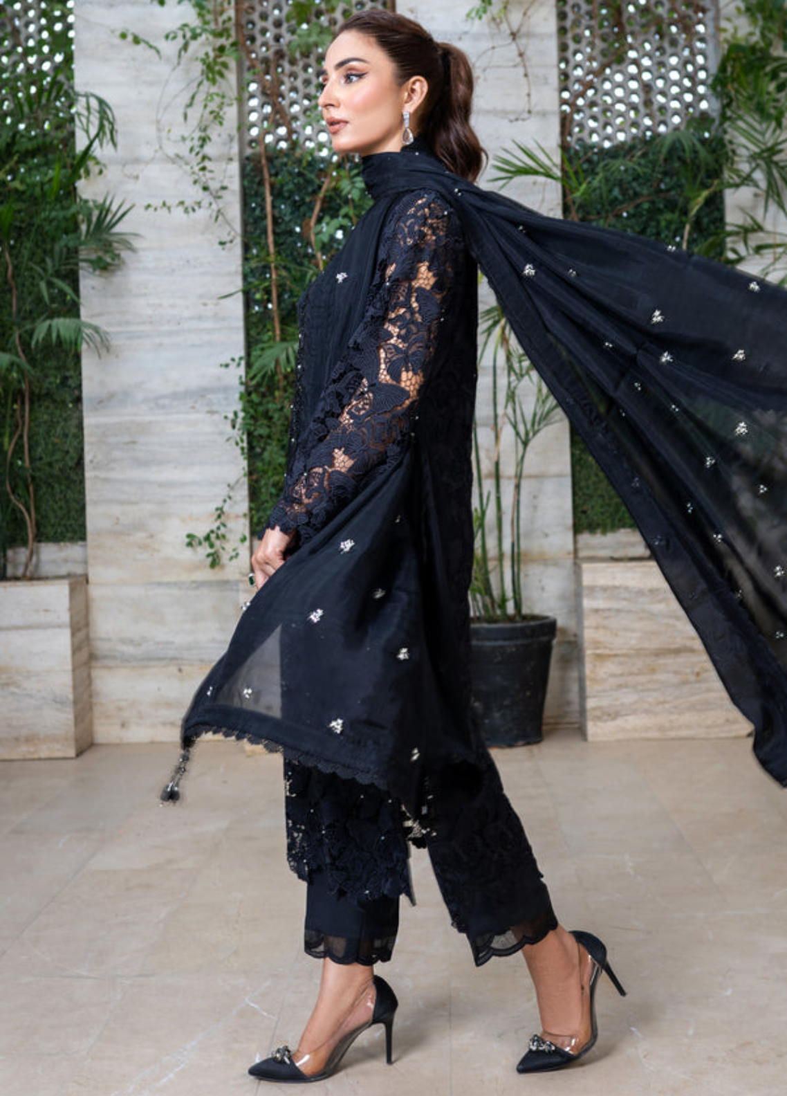 Zaib Un Nisa Pret Embroidered Qurashia 3 Piece Suit Qureshia Black