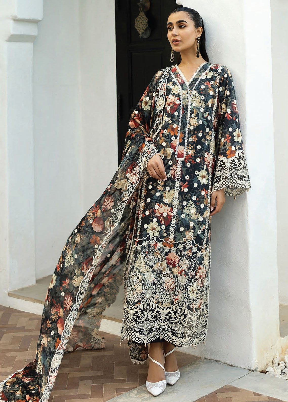 Zainab Chottani Embroidered Chikankari Suits Unstitched 3 Piece D10A Reeya