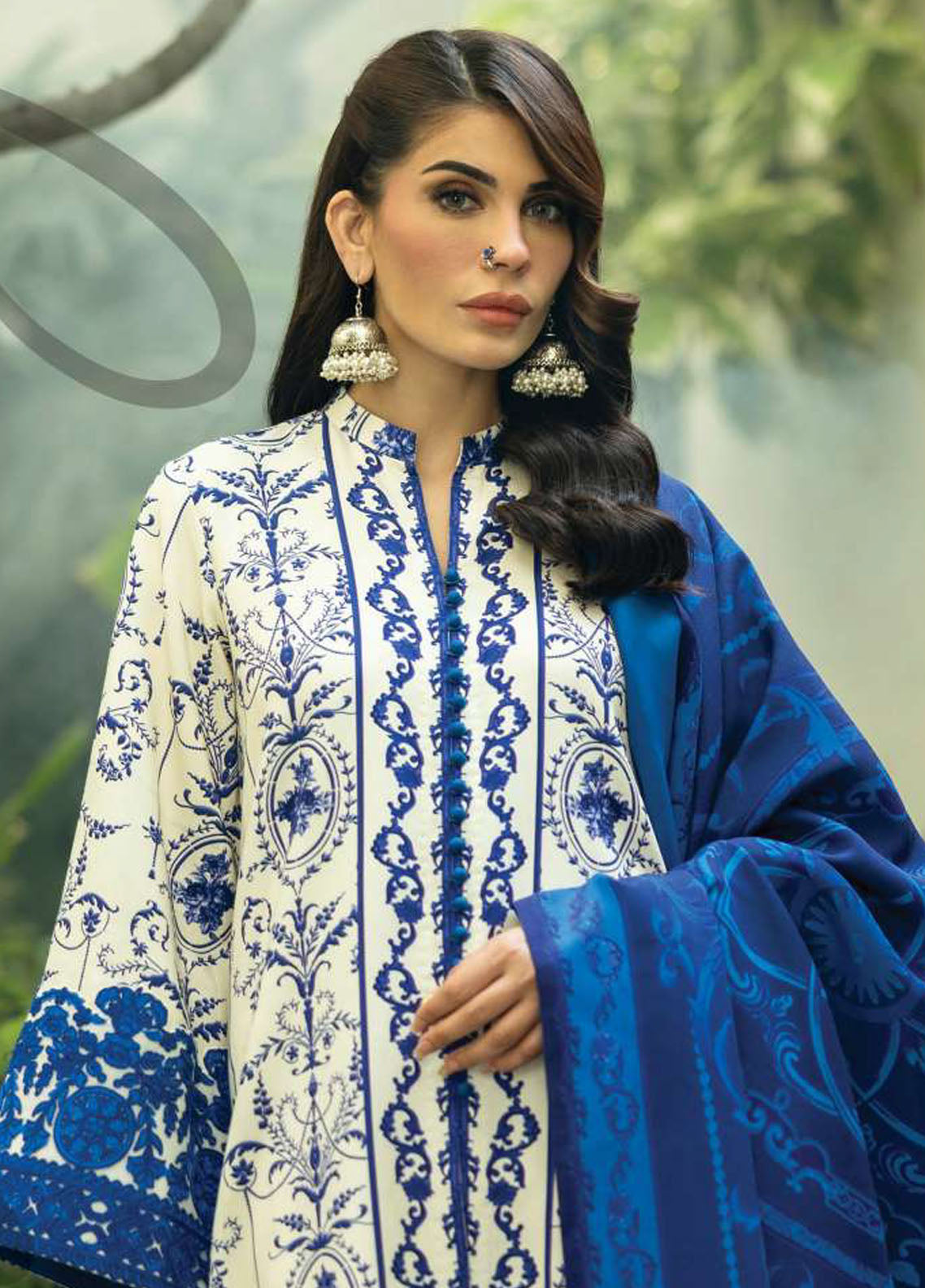 Zainab Chottani Unstitched Winter Shawls Collection 2024 D-07 Rania