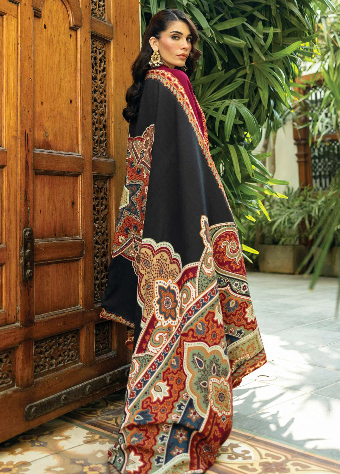 Zainab Chottani Unstitched Winter Shawls Collection 2024 D-10 Sila