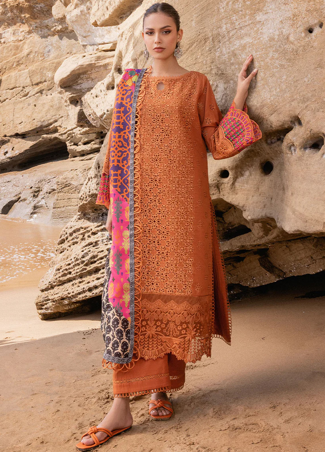 Zainab Chottani Chikankari Luxury Unstitched Collection 2024 D-4A Naysa
