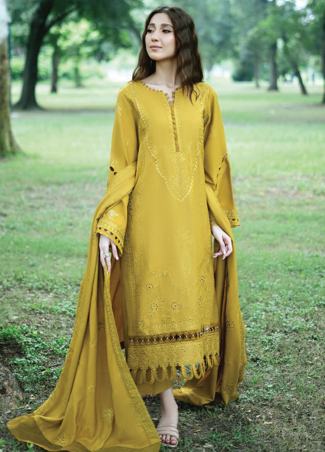 Zephyr By Humdum Embroidered Wool Suit Unstitched 3 Piece HD24Z D-05 - Winter Collection