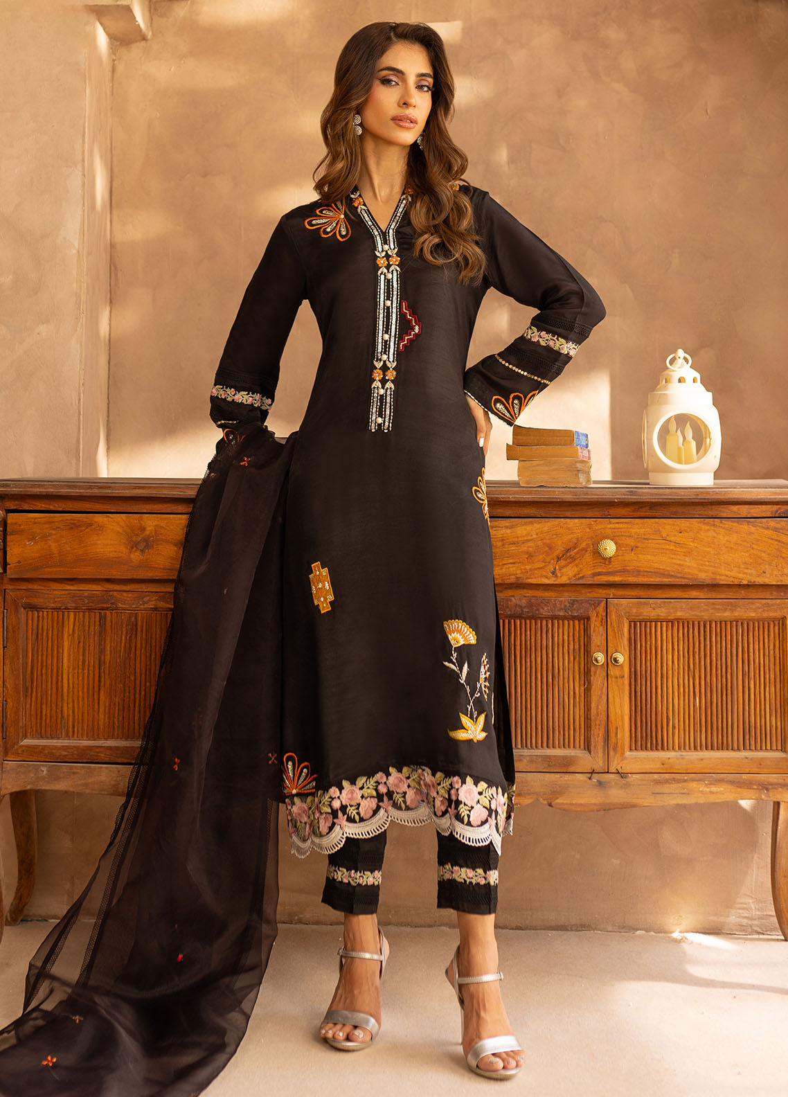 Zunairi by Shahzeb Textiles Pret Embroidered Raw Silk 3 Piece Suit Spider Black