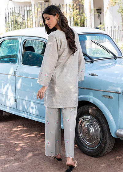 Zuri Pret Embroidered Lawn 2 Piece Suit Oreena ZP-11 Grey