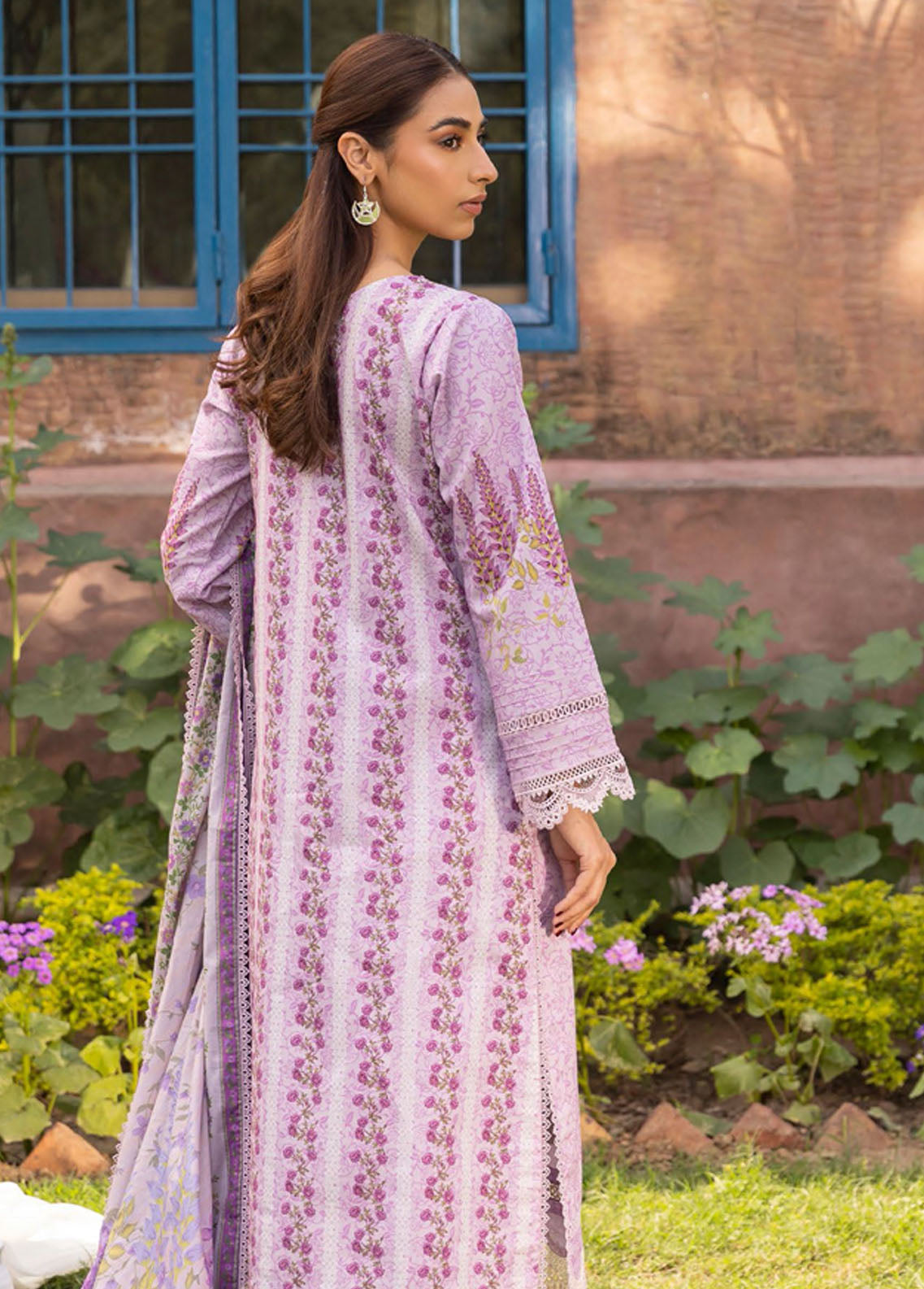 Aabyaan Prints Unstitched Lawn Collection 2023 AP-01 Zora
