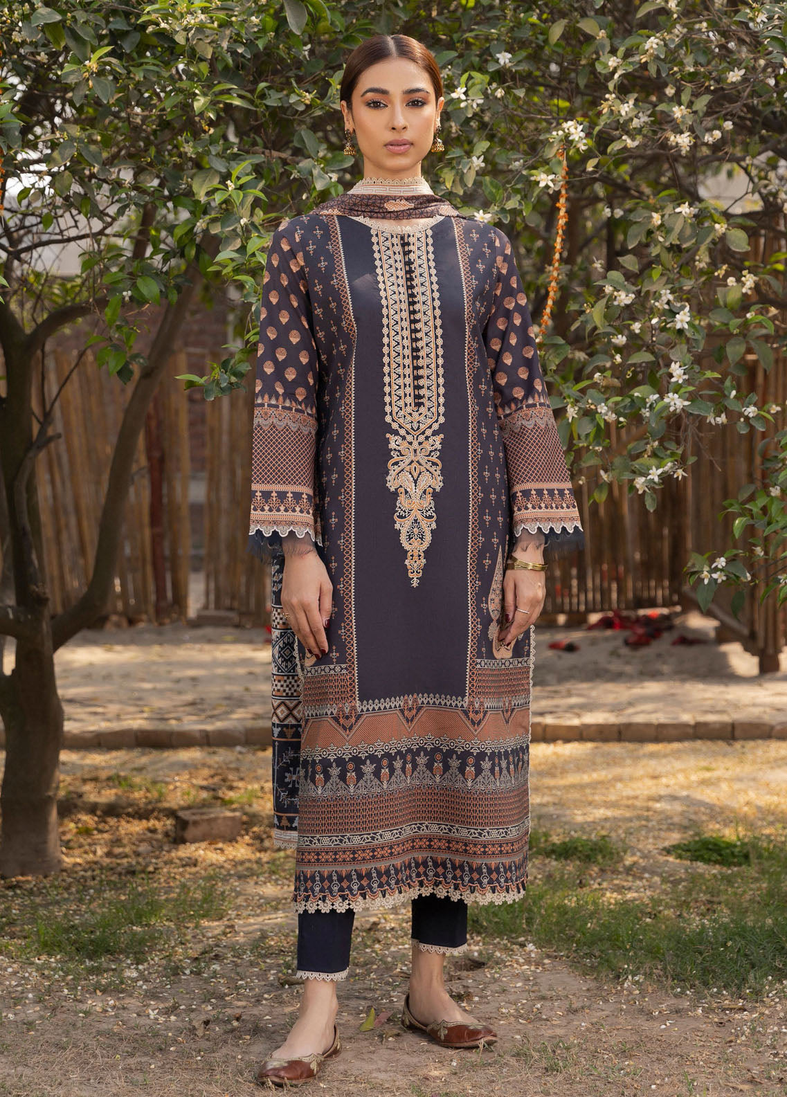 Aabyaan Prints Unstitched Lawn Collection 2023 AP-07 Zaina