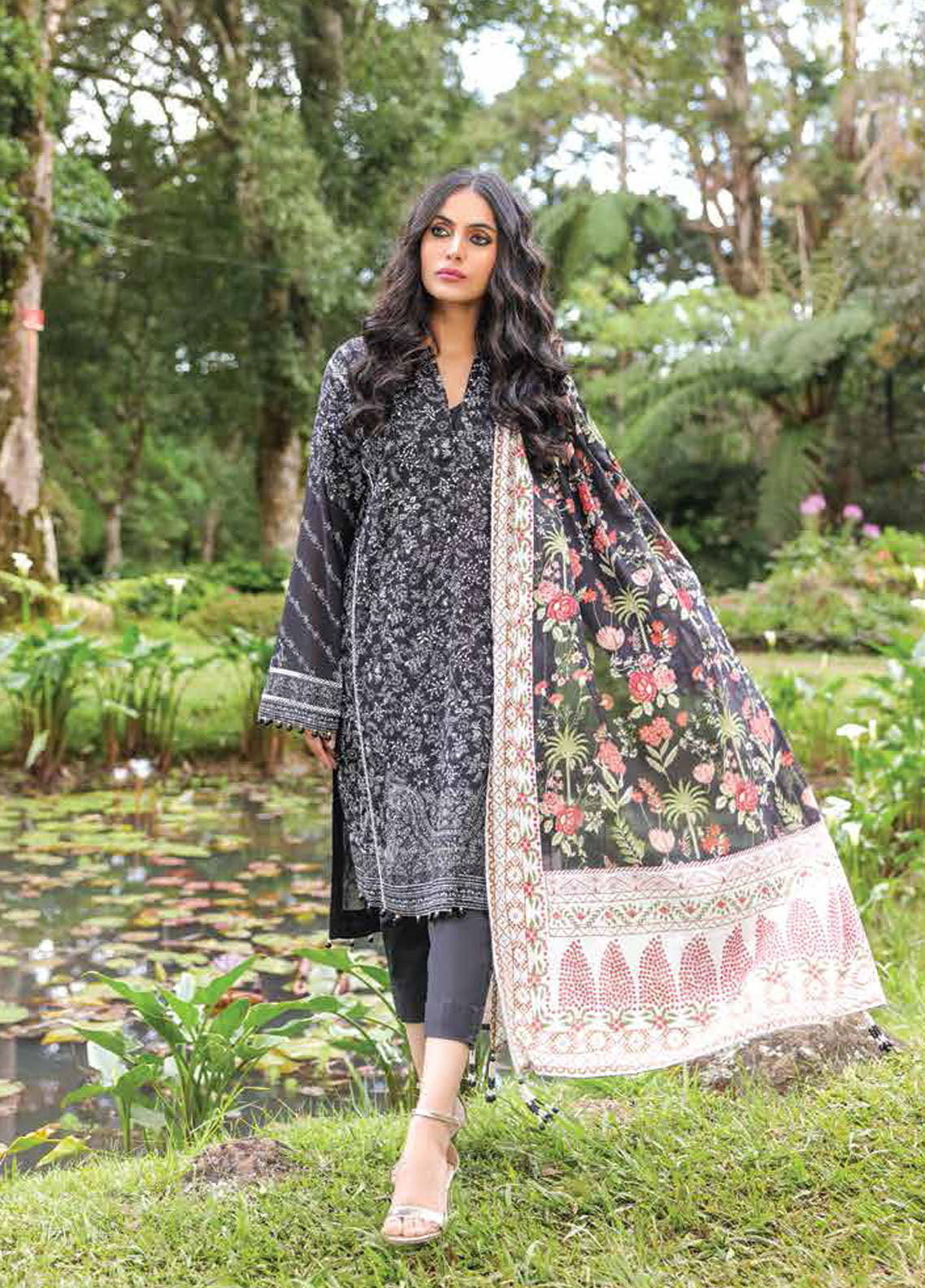 Al Karam Printed Lawn Suits Unstitched 3 Piece AK23SSL SS-45.1-23-Black - Summer Collection