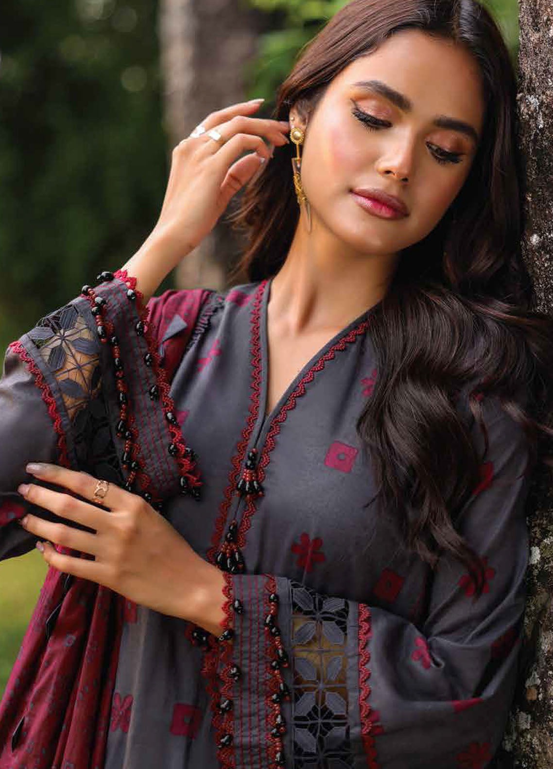 Al Karam Printed Lawn Suits Unstitched 3 Piece AK23SSL SS-41-23-Maroon - Summer Collection