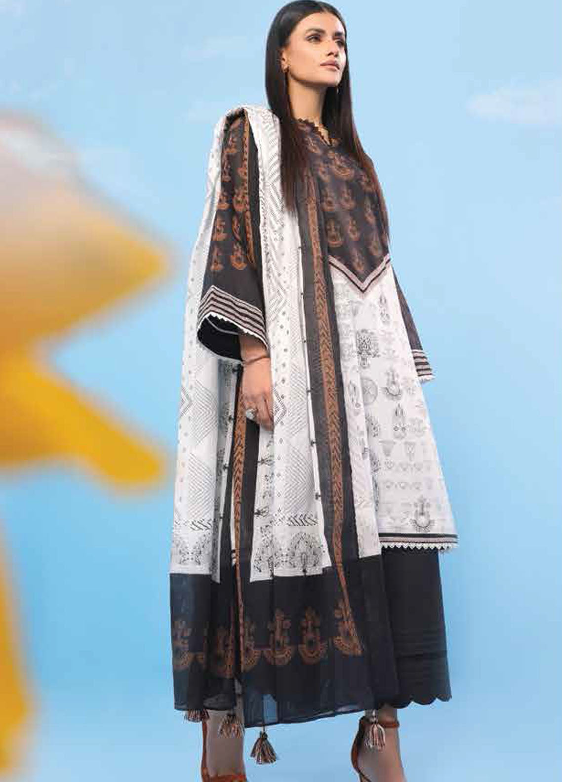 Al Karam Printed Lawn Suits Unstitched 3 Piece AK23SSL SS-24-23-Black - Summer Collection