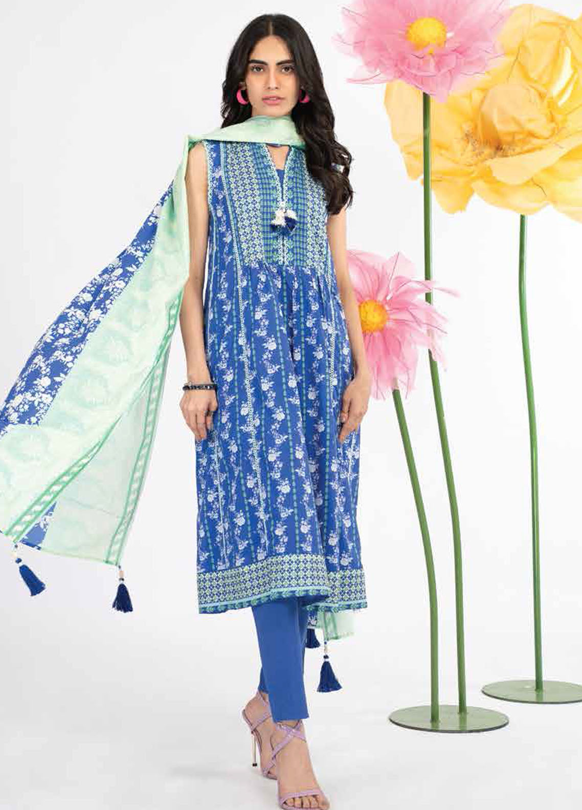 Al Karam Printed Lawn Suits Unstitched 3 Piece AK23SSL SSF-26.1-23-Blue - Summer Collection