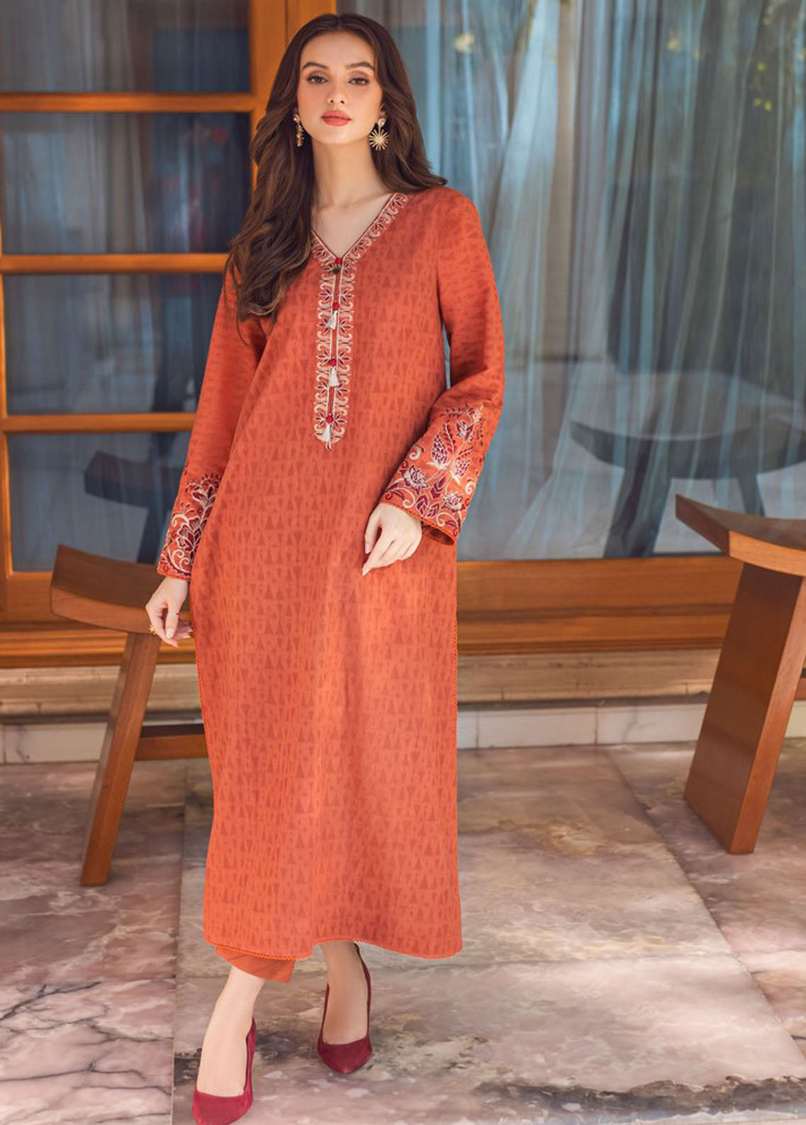 Asim Jofa Essential Unstitched Lawn Collection 2023 AJP-07