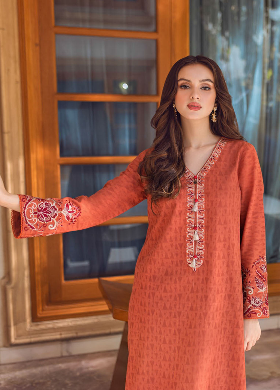 Asim Jofa Essential Unstitched Lawn Collection 2023 AJP-07