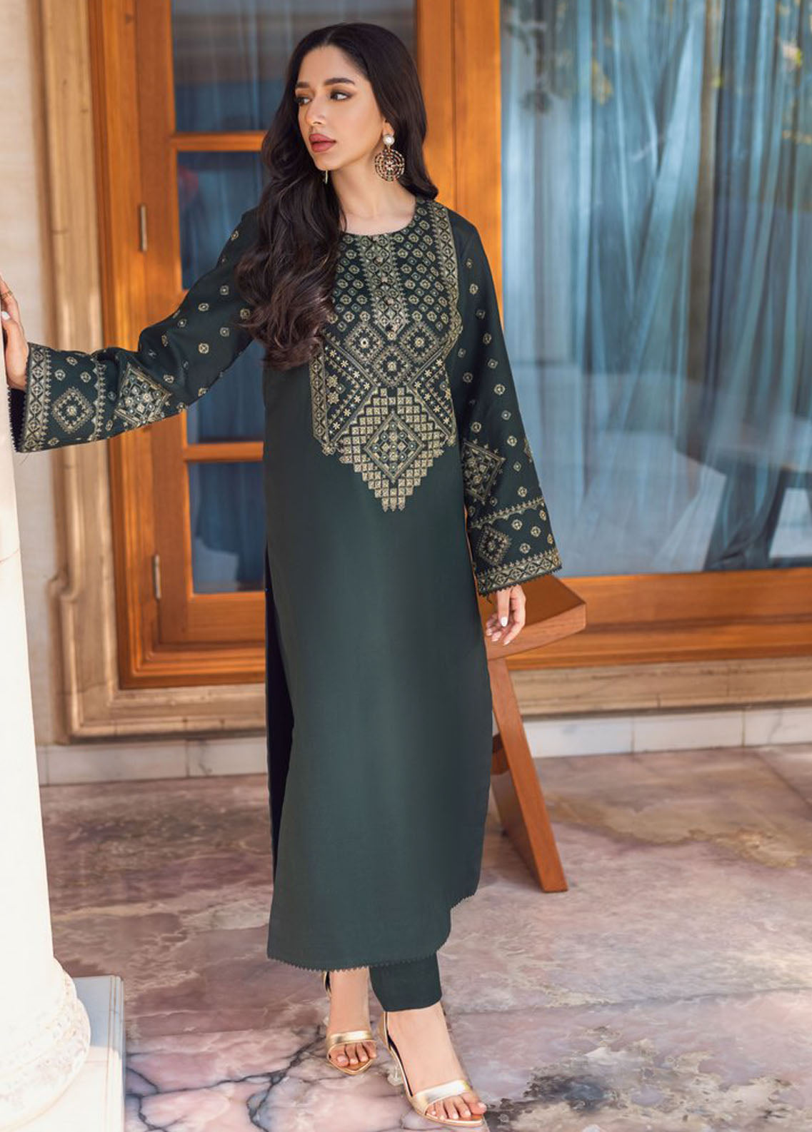 Asim Jofa Essential Unstitched Lawn Collection 2023 AJP-14