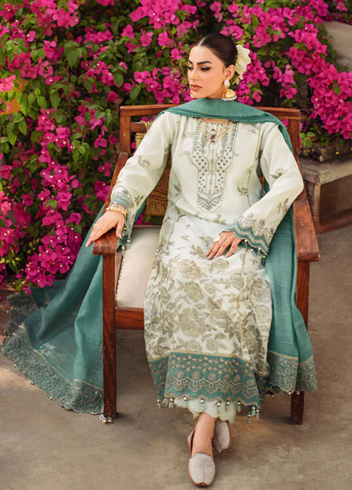 Bahaar Aie By Shurooq Unstitched Luxury Collection 2023 SHQ23BA Geeta