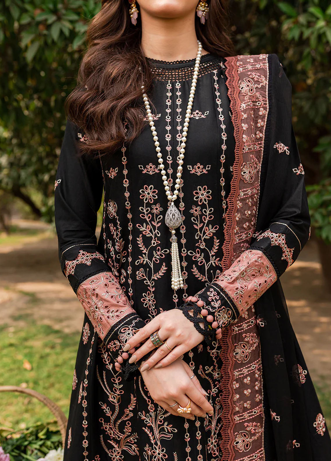 Bahaar By Farasha Eid Festive Lawn Collection 2023 01 Koel