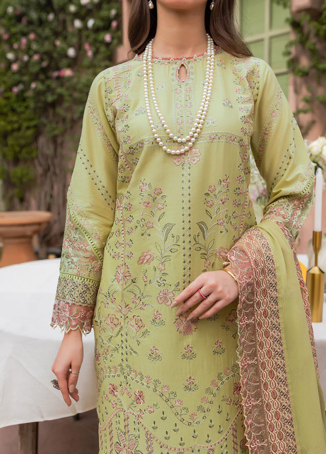 Bahaar By Farasha Eid Festive Lawn Collection 2023 08 Gul