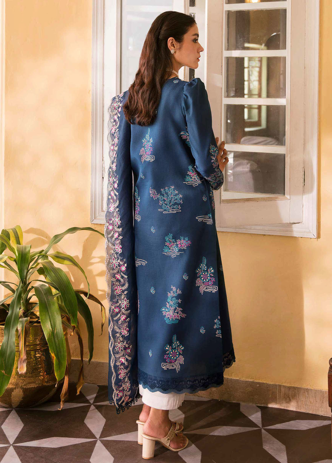 Dastaan By Seran Festive Unstitched Lawn Collection 2023 D-08 Roshanara