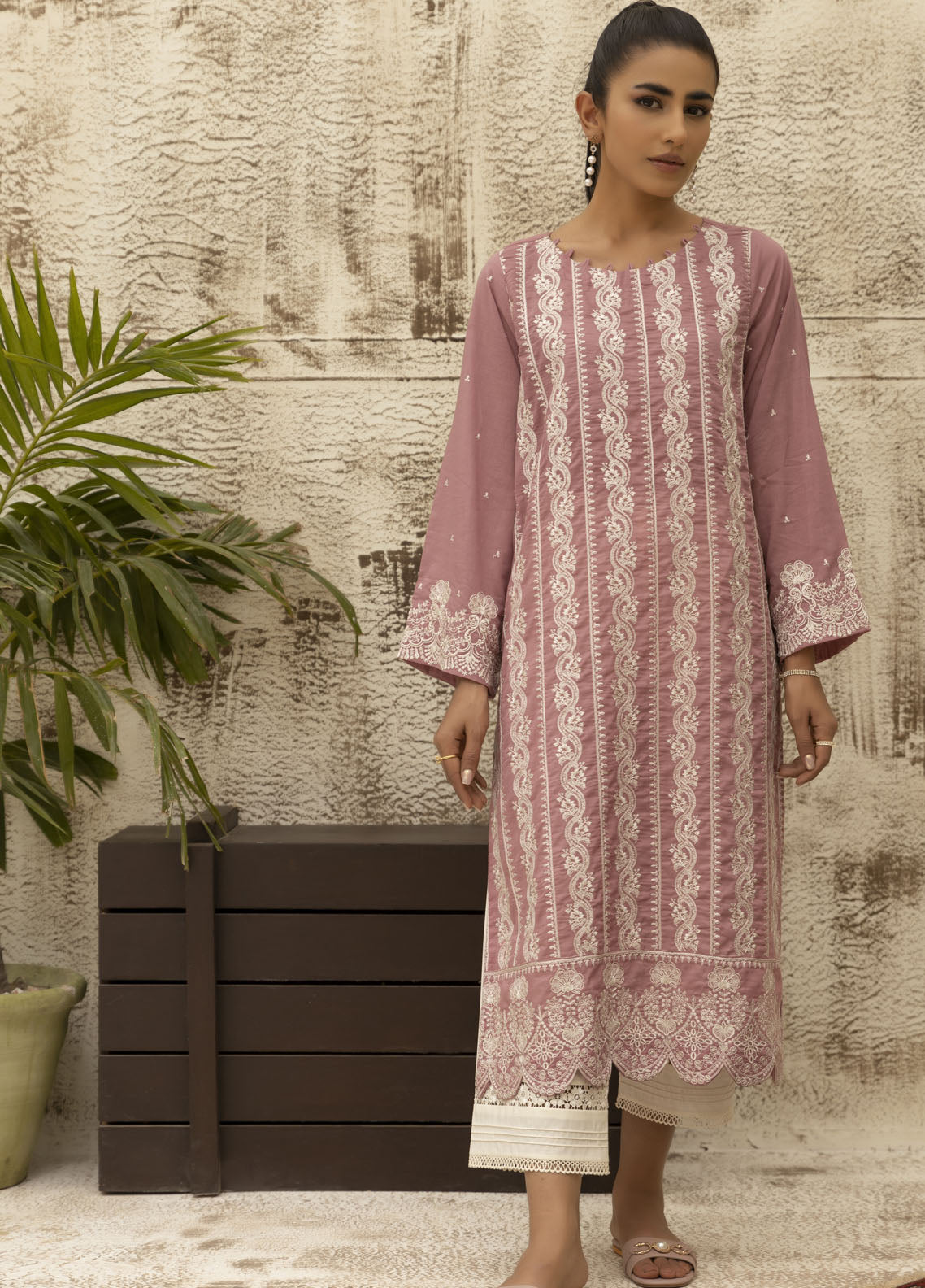 Dhanak Casual Pret Embroidered Lawn Shirt DC-0474 PINK