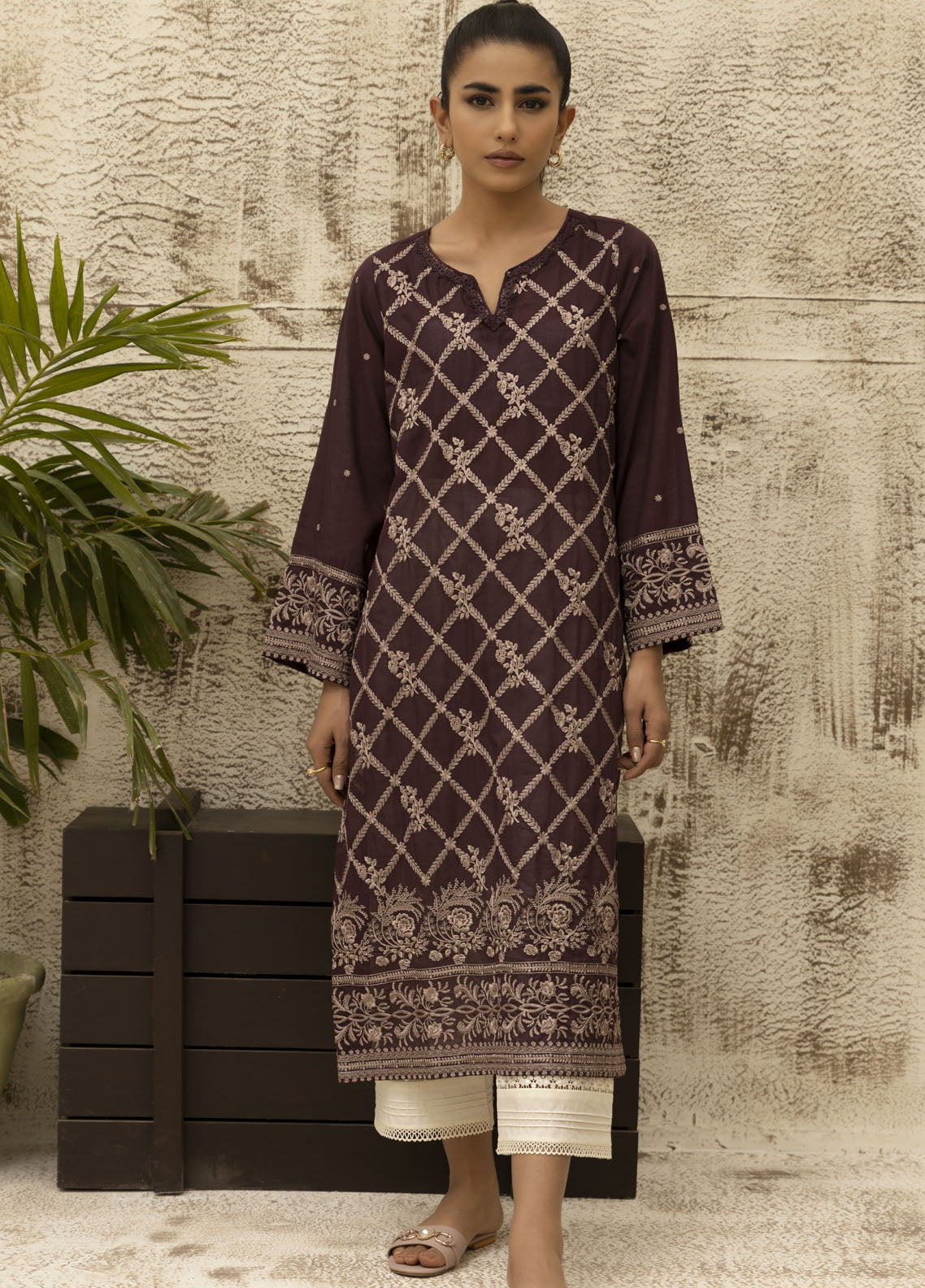 Dhanak Casual Pret Embroidered Lawn Shirt DC-0472 PURPLE