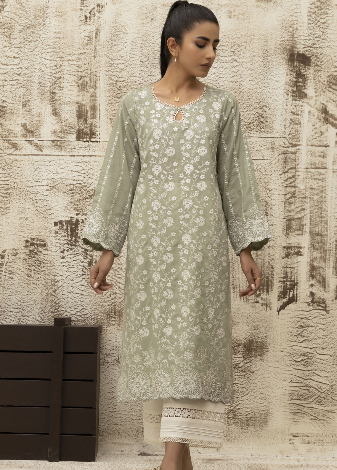 Dhanak Casual Pret Embroidered Lawn Shirt DC-0467 GREEN