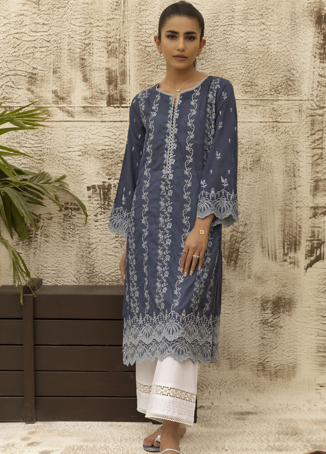 Dhanak Casual Pret Embroidered Lawn Shirt DC-0469 NAVY BLUE