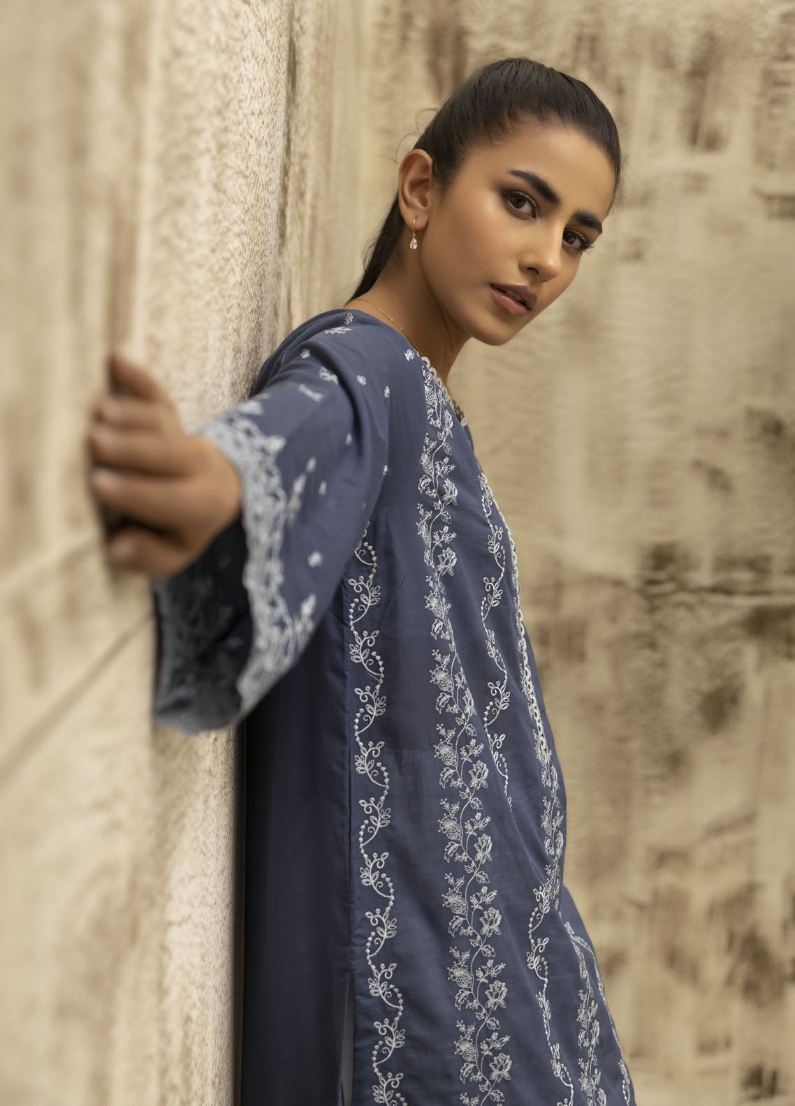 Dhanak Casual Pret Embroidered Lawn Shirt DC-0469 NAVY BLUE