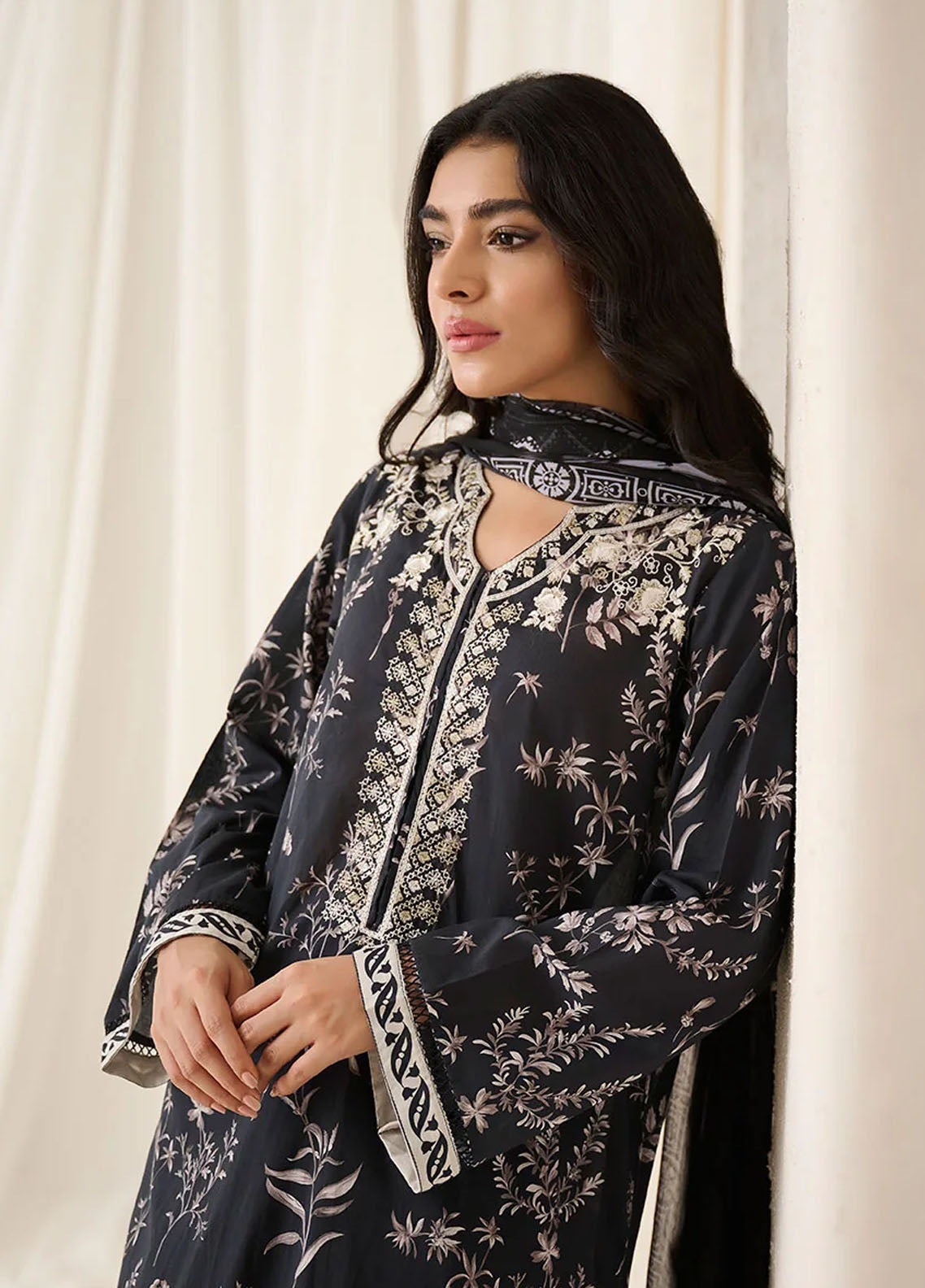 Dhanak Unstitched Monochrome Collection 2023 DU-3155 BLACK