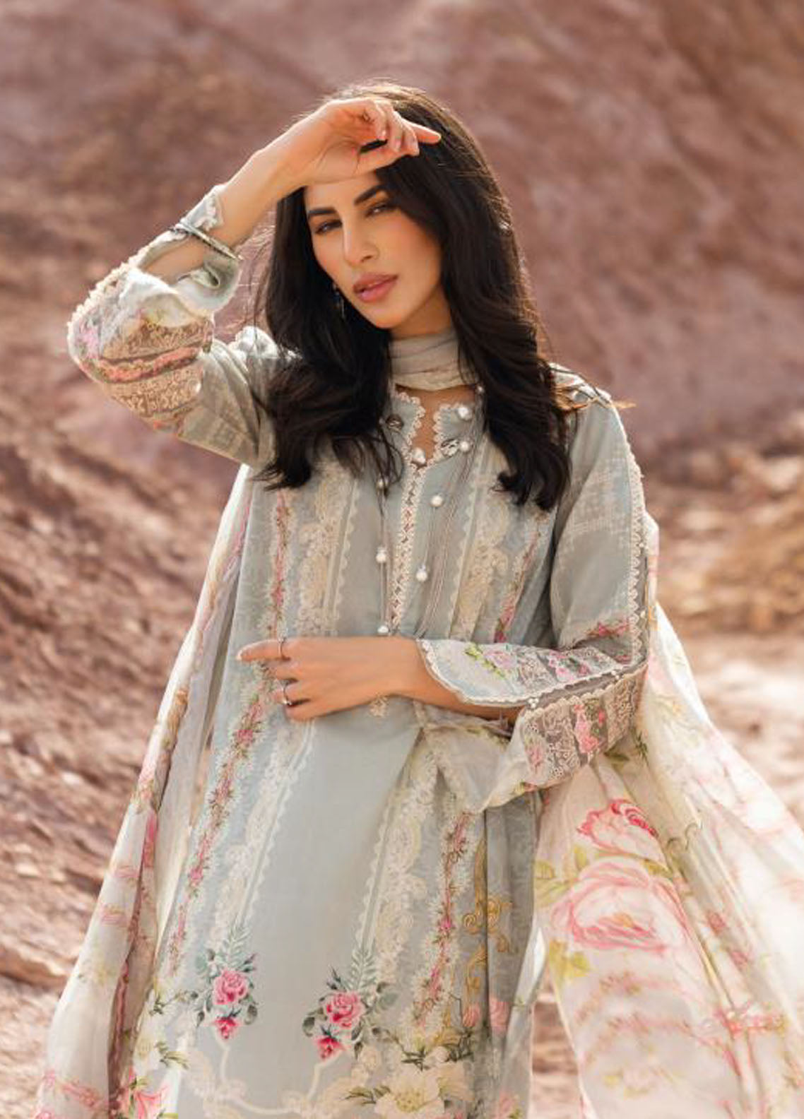 Elaf Signature Embroidered Lawn Collection 2023 ESC-03B