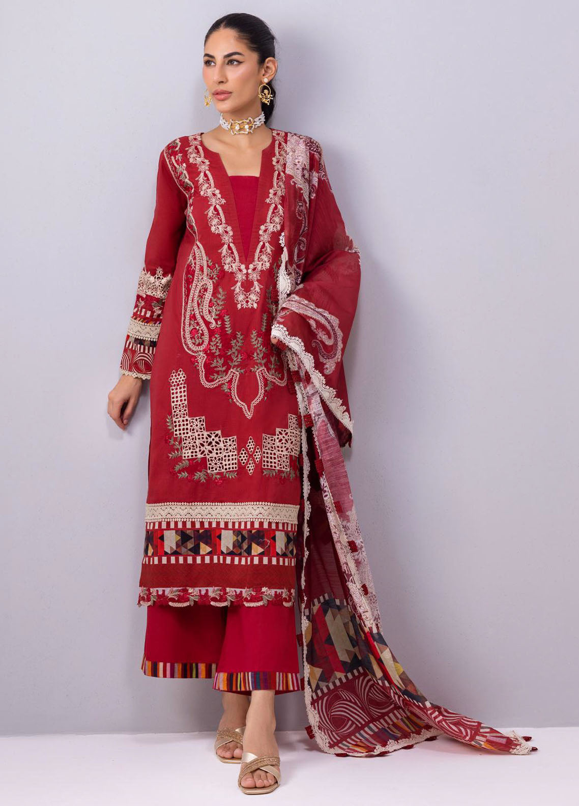 Elaf Signature Embroidered Lawn Collection 2023 ESC-08B