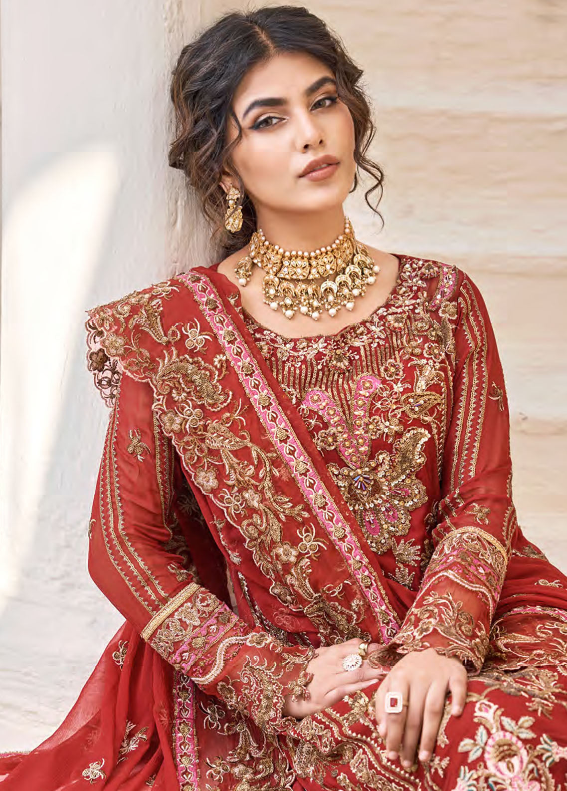 Eshaal By Emaan Adeel Luxury Collection 2023 ESH-04