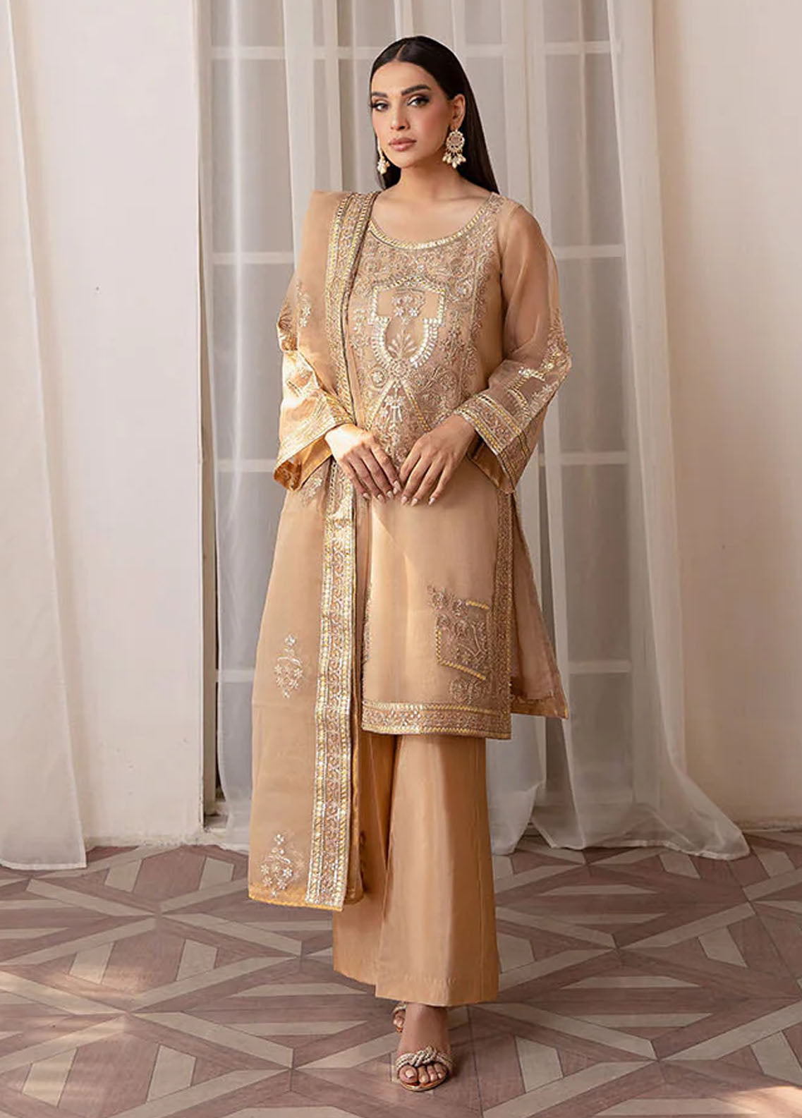 Fasl-e-Gul By Daud Abbas Luxury Collection 2023 DA-FC-0004 Taskeen