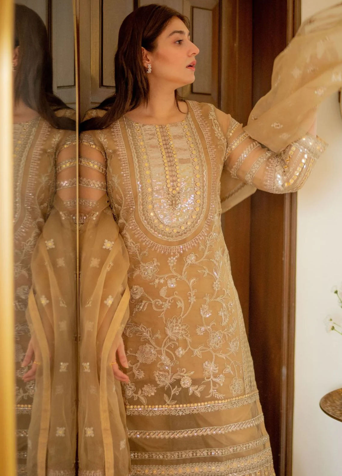 Fasl-e-Gul By Daud Abbas Luxury Collection 2023 DA-FC-0007 Sitara