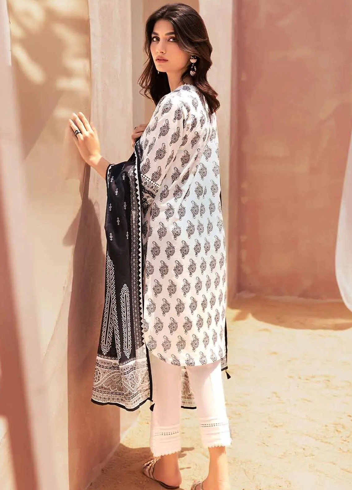 Gul Ahmed Black & White Unstitched Lawn Collection 2023 B-32028