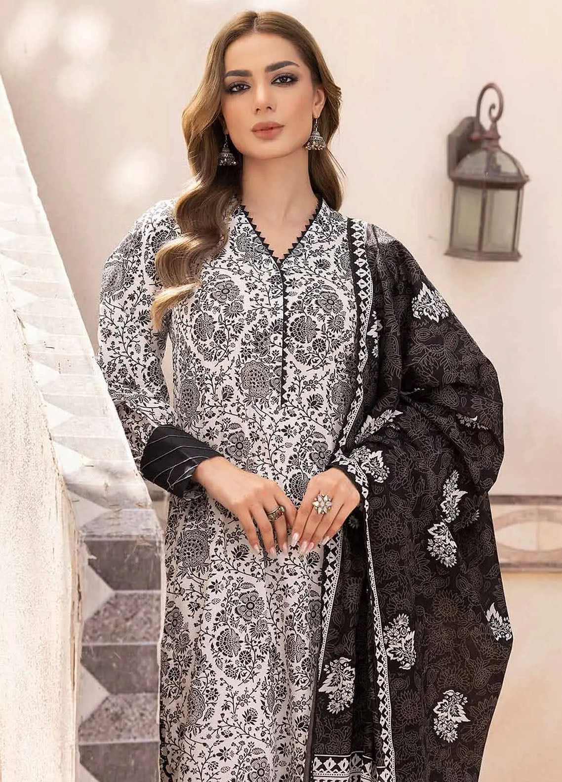 Gul Ahmed Black & White Unstitched Lawn Collection 2023 B-32031