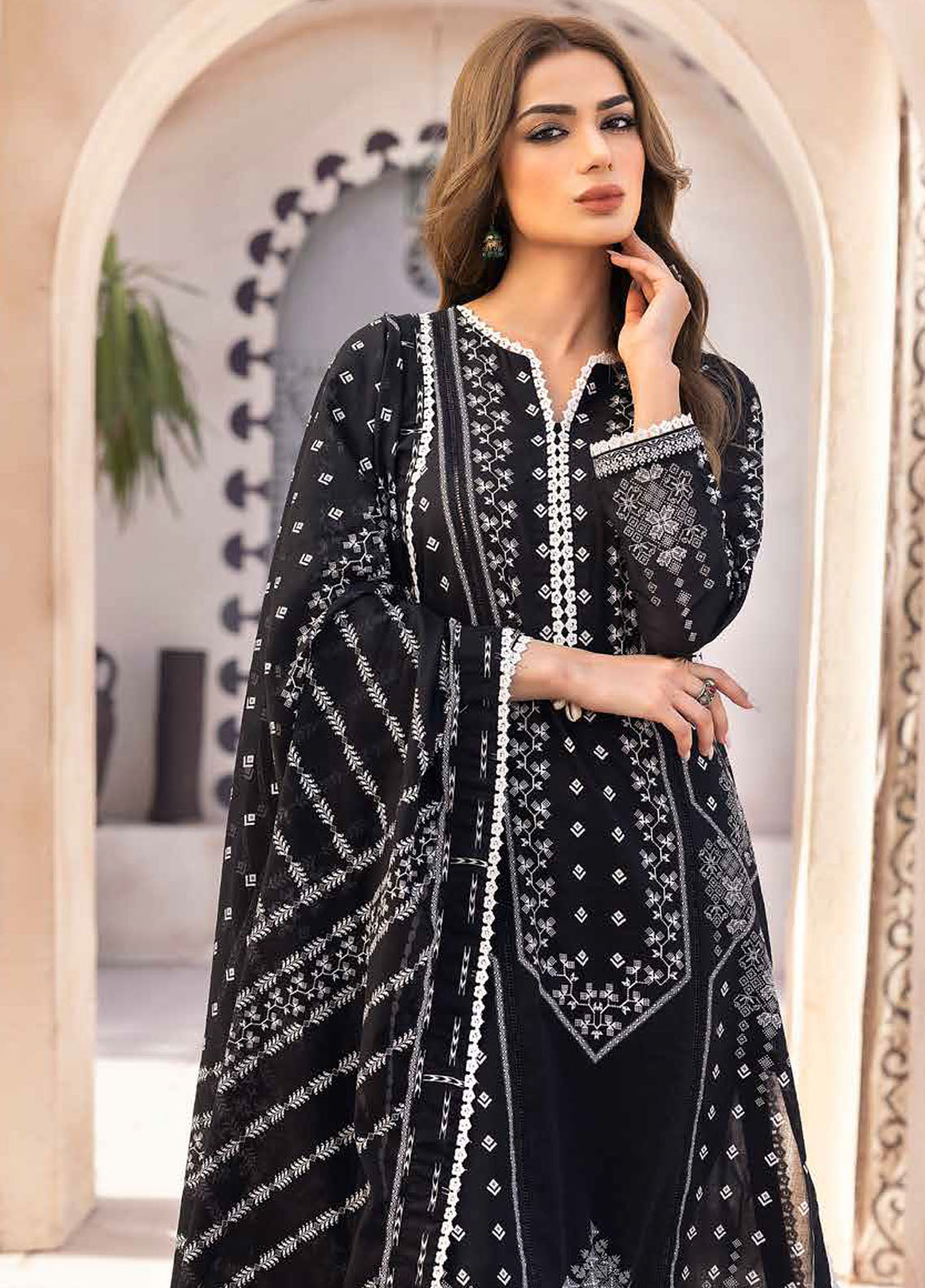 Gul Ahmed Black & White Unstitched Lawn Collection 2023 32035