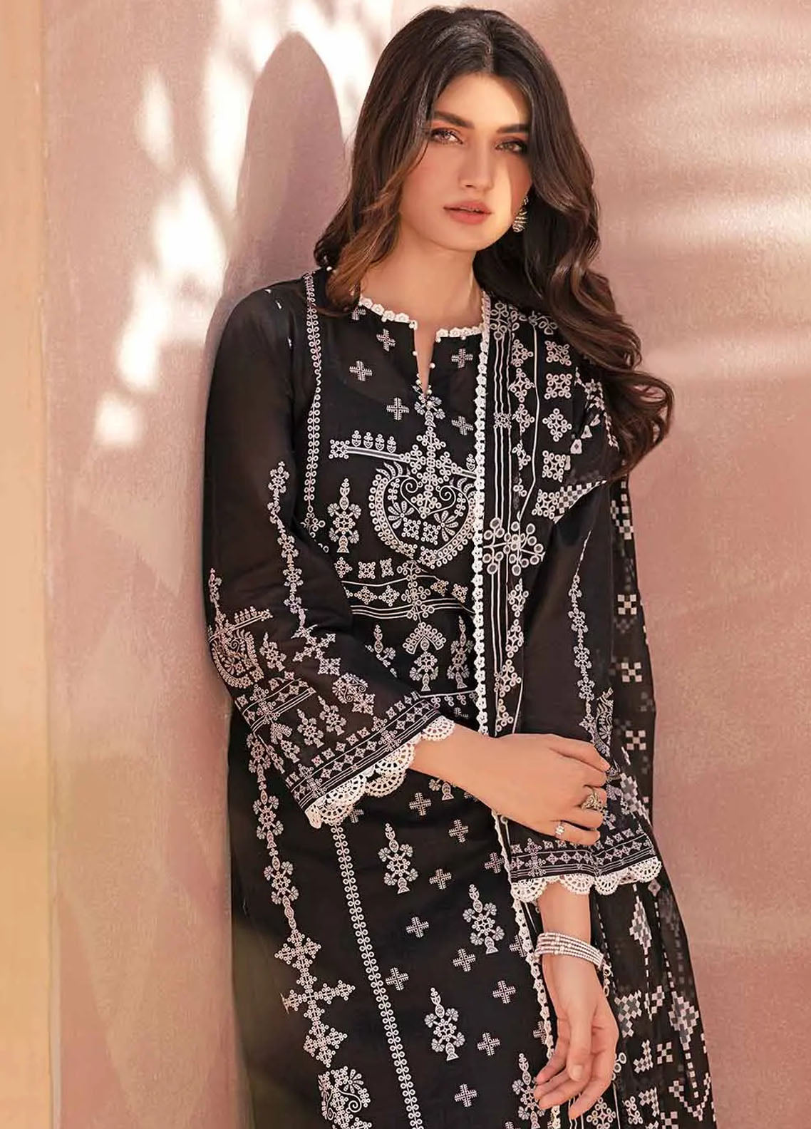 Gul Ahmed Black & White Unstitched Lawn Collection 2023 B-32038