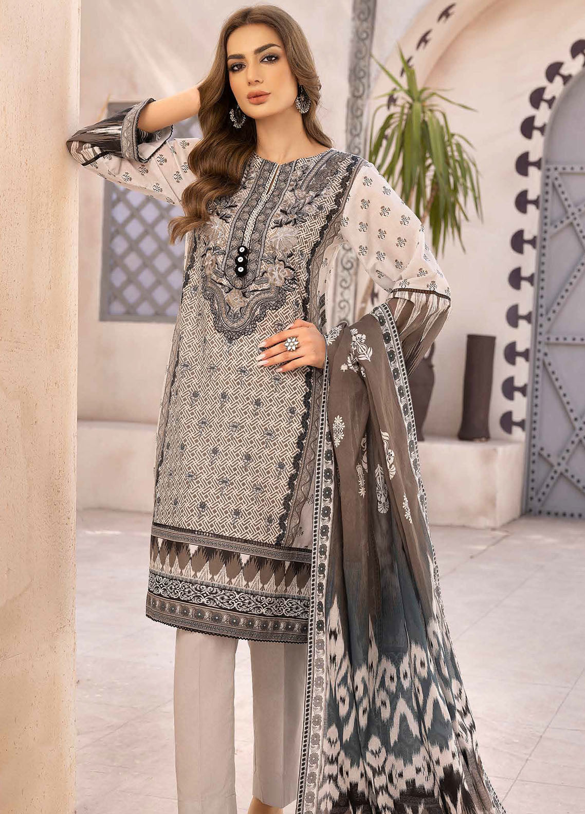 Gul Ahmed Black & White Unstitched Lawn Collection 2023 B-32032