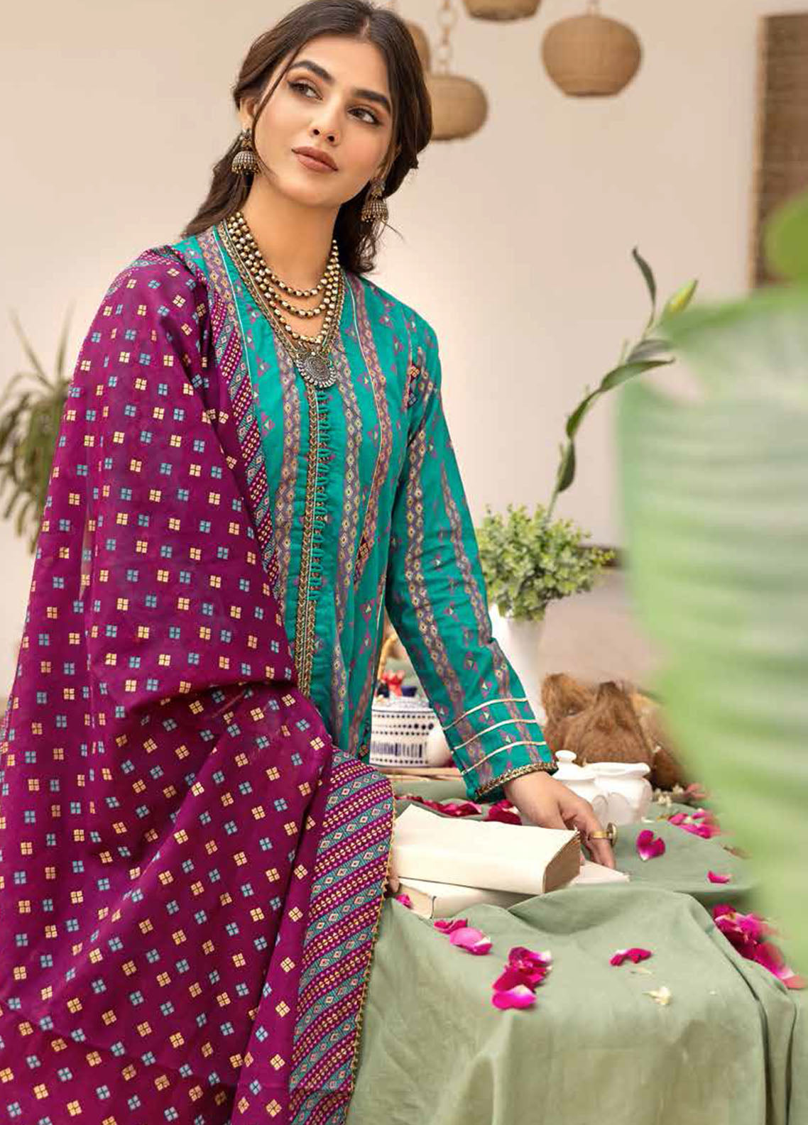 Gul Ahmed Festive Eid Collection 2023 CL-32418